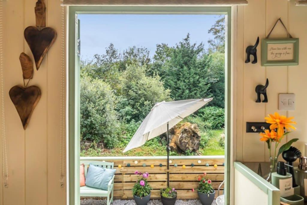 Spinney Retreats - 2 X Unique Shepherds Huts Dog Friendly Northampton Dış mekan fotoğraf